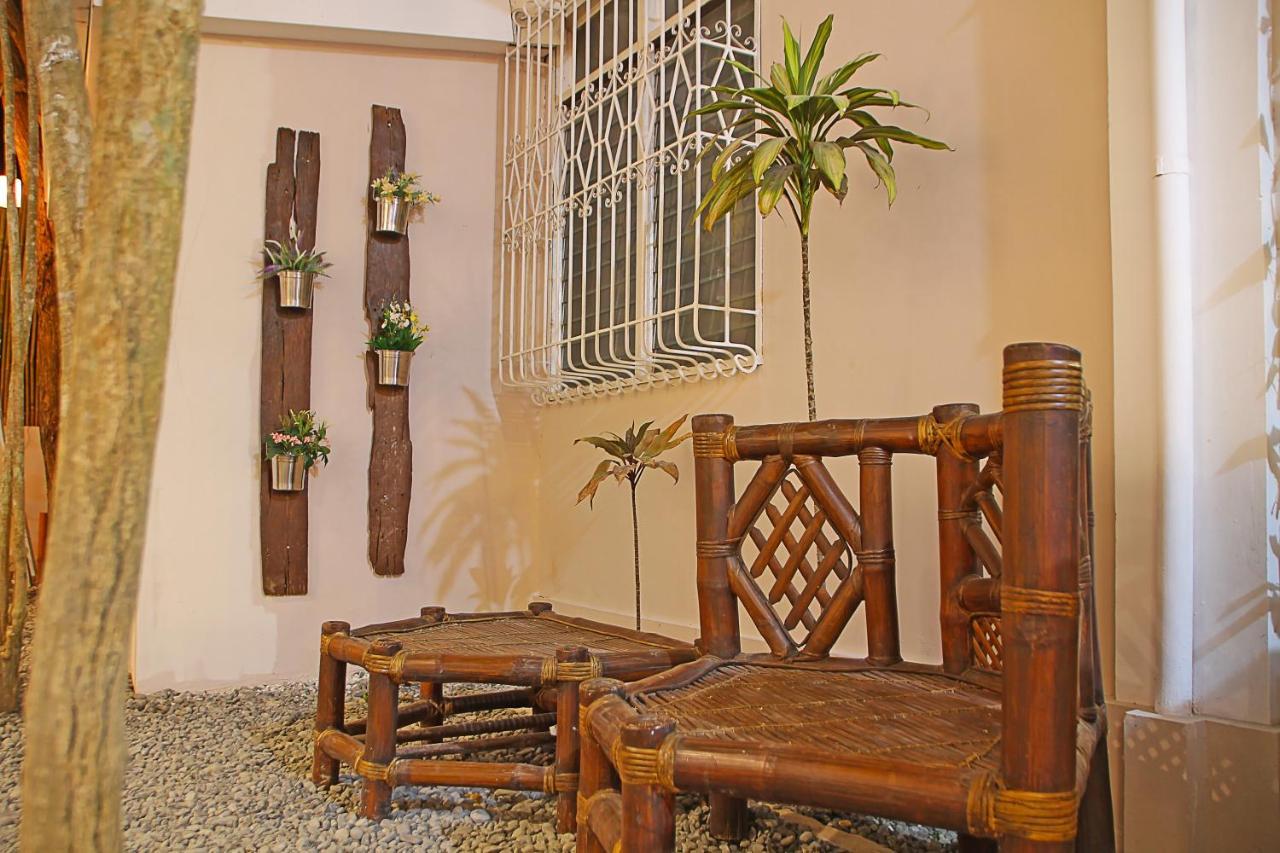 Prim Travellers Inn Coron Εξωτερικό φωτογραφία